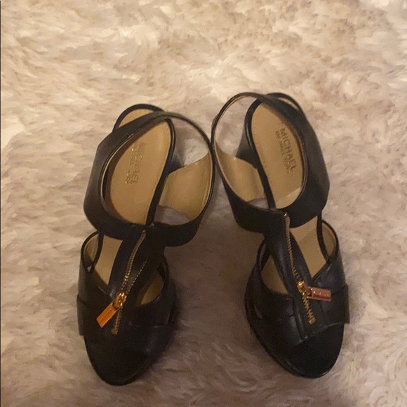 Michael Kors black wedge heels - Picture 1 of 3
